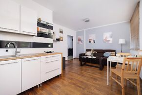 Działkowa Apartment Chorzów by Renters
