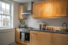 Modern Tower Bridge 2BR Town House