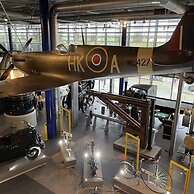 Sevenstays Broadway Residences - One Bedroom