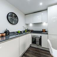 Sevenstays Broadway Residences - One Bedroom