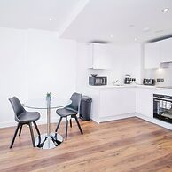 Modern Luxury - Grand Exchange Bracknell