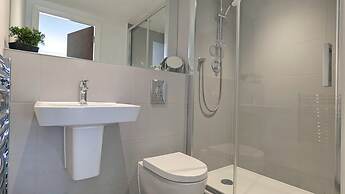 Modern Luxury - Grand Exchange Bracknell