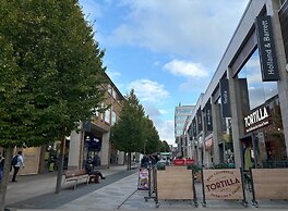 Modern Luxury - Grand Exchange Bracknell