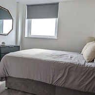 Modern 2 Bed Apt - 15 Mins to Birmingham Centre