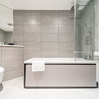 Modern Studio Apartment - Solihull by Seven Stays