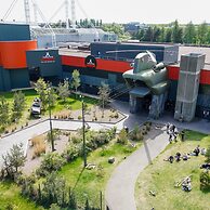 1 Bed With Parking - NEC / BHX / 15 Mins to Bham