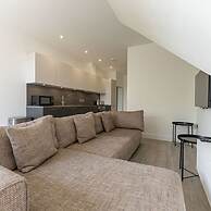 Contemporary 2 Bed Apartment Solihull NEC BHX