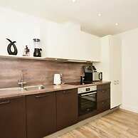 Sleek 2 Bedroom Apartment - Sofa-bed - Ashford