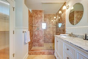 Florida Retreat w/ Hot Tub: Walk to the Gulf!