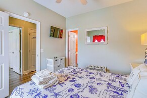 Walk to Cherry Grove Beach: Water-view Haven!