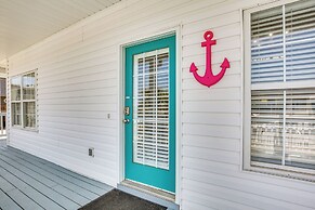 Walk to Cherry Grove Beach: Water-view Haven!