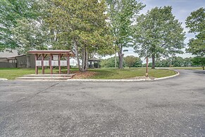 Lakefront Crossville Condo - Fish, Boat & Golf!