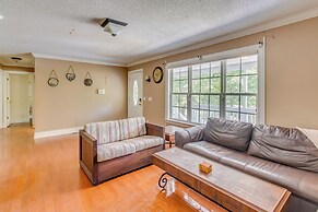 < 1/8 Mi to Boat Ramp: Family Home in Conway