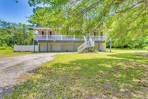 < 1/8 Mi to Boat Ramp: Family Home in Conway