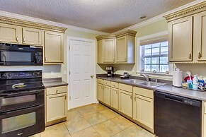 < 1/8 Mi to Boat Ramp: Family Home in Conway