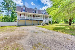 < 1/8 Mi to Boat Ramp: Family Home in Conway