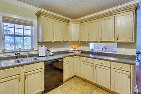< 1/8 Mi to Boat Ramp: Family Home in Conway