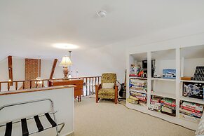 Waterfront Cambridge Home: Pool & Dock!