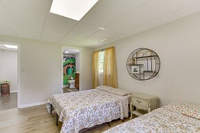 Expansive Florence Home ~ 6 Mi to Downtown!