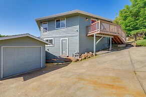 Kelseyville Home w/ Deck & Clear Lake Views!