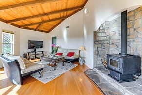 Kelseyville Home w/ Deck & Clear Lake Views!