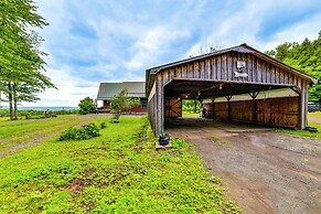Secluded Oxford Cabin on 75 Acres: Sunset Views!