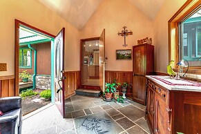 Secluded Oxford Cabin on 75 Acres: Sunset Views!