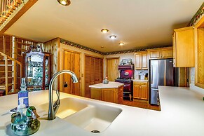 Secluded Oxford Cabin on 75 Acres: Sunset Views!