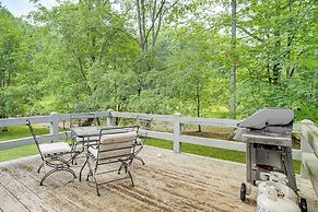 Suches Creekside Cottage w/ Deck & BBQ Grill!