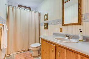 Suches Creekside Cottage w/ Deck & BBQ Grill!