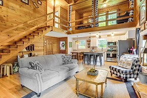 Suches Creekside Cottage w/ Deck & BBQ Grill!