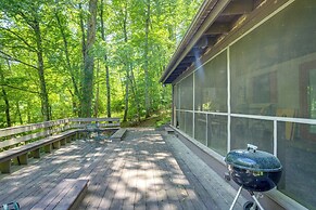 Remote Cooper Creek 'trout House' w/ Hot Tub