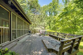 Remote Cooper Creek 'trout House' w/ Hot Tub