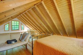 Remote Cooper Creek 'trout House' w/ Hot Tub