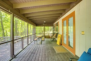 Remote Cooper Creek 'trout House' w/ Hot Tub