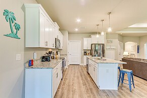 Single-story Navarre Home ~ 8 Mi to Navarre Beach