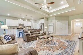 Single-story Navarre Home ~ 8 Mi to Navarre Beach