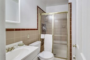 Walk to Old Town: Chic Alexandria Abode w/ Patio!