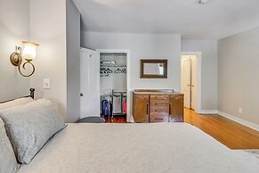 Walk to Old Town: Chic Alexandria Abode w/ Patio!