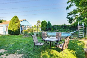 Convenient Apt: 2 Mi to Sprain Ridge Park!