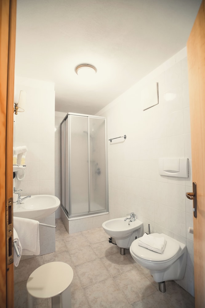 PLOSE Parkhotel & Residence