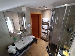 PLOSE Parkhotel & Residence