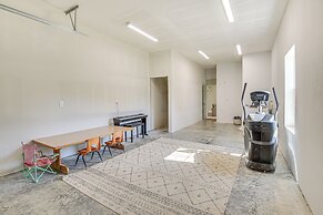 Indoor Recreation Room at Skiatook Vacation Rental