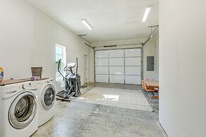 Indoor Recreation Room at Skiatook Vacation Rental