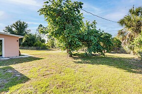 Chic Port Charlotte Home ~ 9 Mi to Englewood Beach
