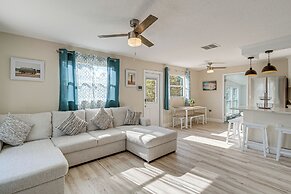 Chic Port Charlotte Home ~ 9 Mi to Englewood Beach