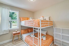 Chic Port Charlotte Home ~ 9 Mi to Englewood Beach