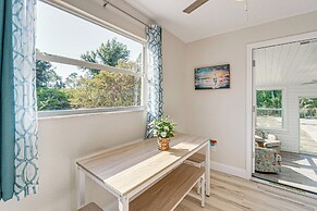Chic Port Charlotte Home ~ 9 Mi to Englewood Beach