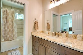 Peaceful Hendersonville Home < 2 Mi to Main St!