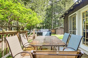 Peaceful Long Lake Cabin w/ Dock & Fire Pit!